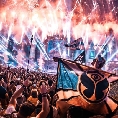 Tomorrowland-2022-3-findes